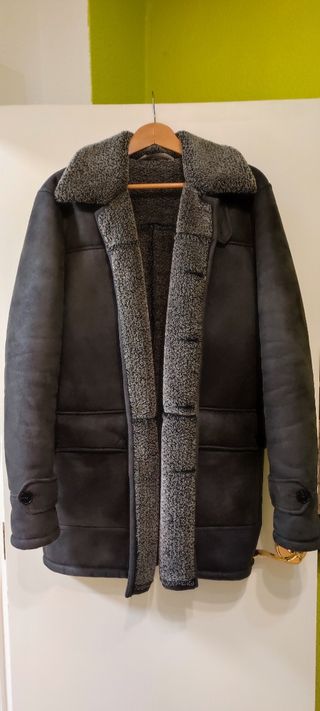 Abrigo Zara talla EU XL USA XL