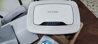 Router TP-LINK wireless N 300Mbps