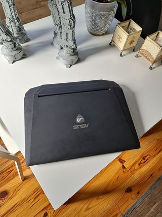 Asus G750JY  Portátil 