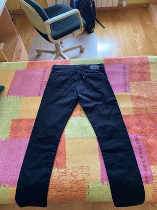 Pantalones negros Levis
