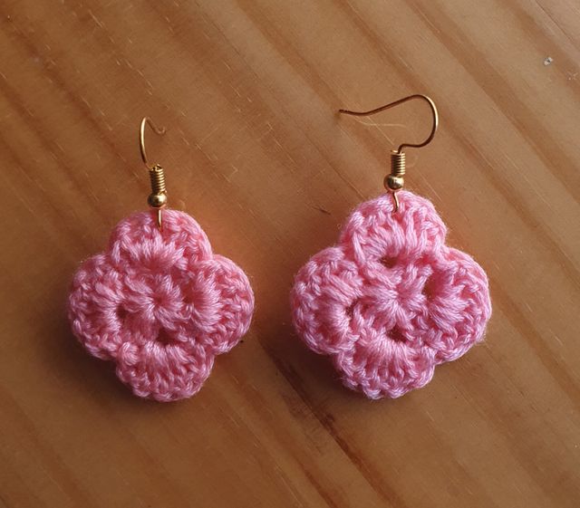 Brincos de crochet