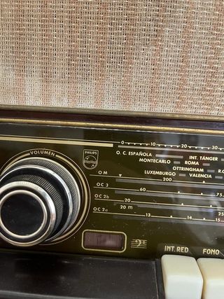 Radio philips antigua