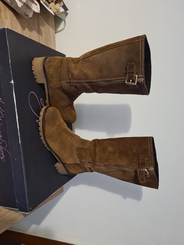 Botas de ante color Marron