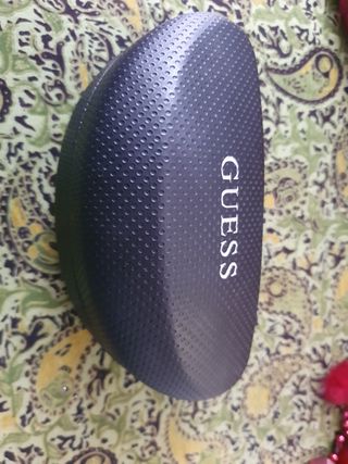 Funda gafas guess