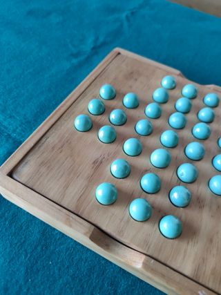 Juego de mesa Solitario de bolas artesan