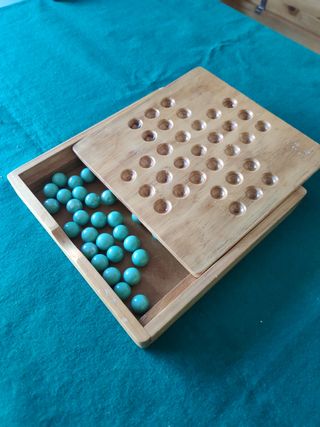 Juego de mesa Solitario de bolas artesan