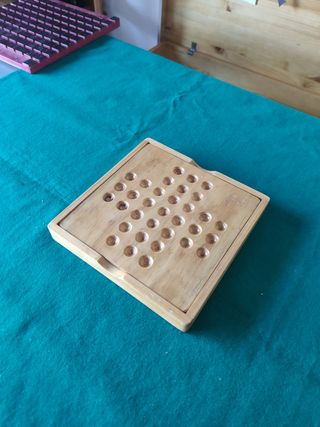 Juego de mesa Solitario de bolas artesan