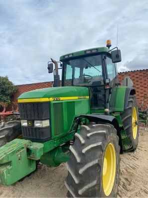 John Deere 7610