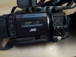 Cámara profesional JVC GY HD 100