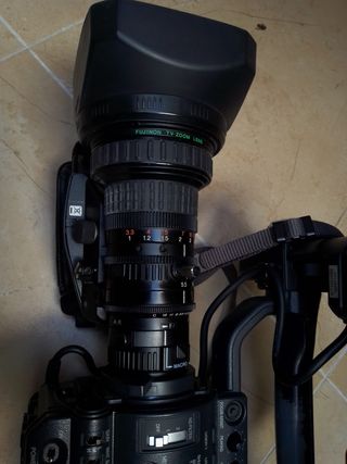 Cámara profesional JVC GY HD 100