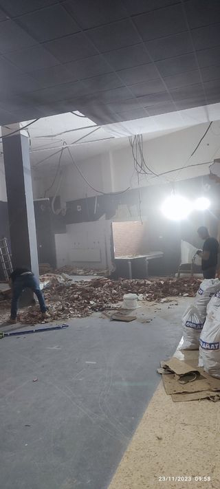 ALBAÑIL. PLADUR, MULTISEVICIOS REFORMAS ECONOMICAS