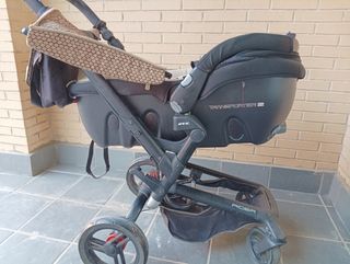 Jane Rider con capazo rígido