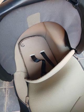 Jane Rider con capazo rígido