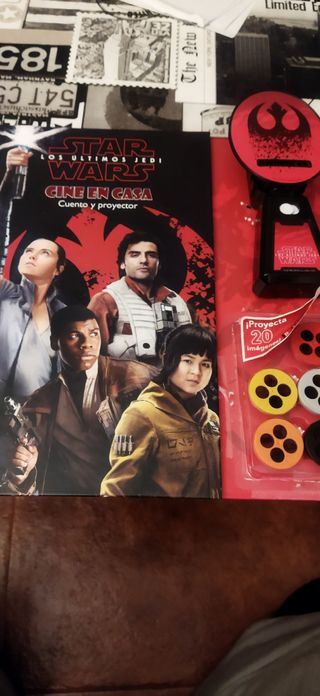 Cuento y proyector Los ultimos jedi