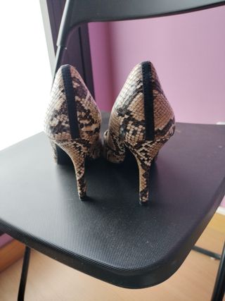 Zapato estampado Pitón