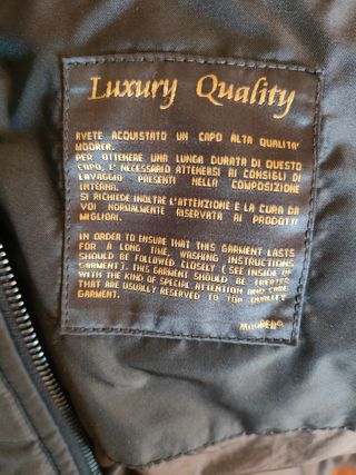 Piumino Moorer in ottime condizioni.