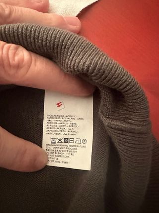 Maglione scollo a V marca OVS tg.L