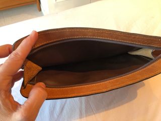 cartera de piel camel