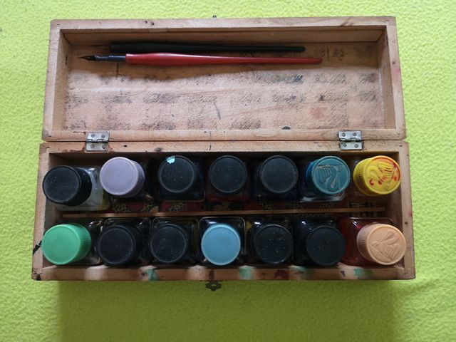 Caja tinta china Fix, tinteros pelikan, plumín