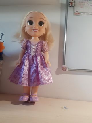 Muñeca Rapunzel princesas Disney
