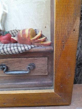 CUADRO ANTIGUO EN URNA. LEER DESCRIPCIÓN