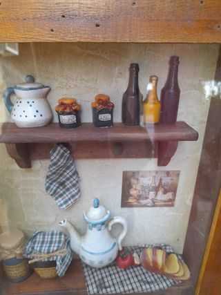 CUADRO ANTIGUO EN URNA. LEER DESCRIPCIÓN