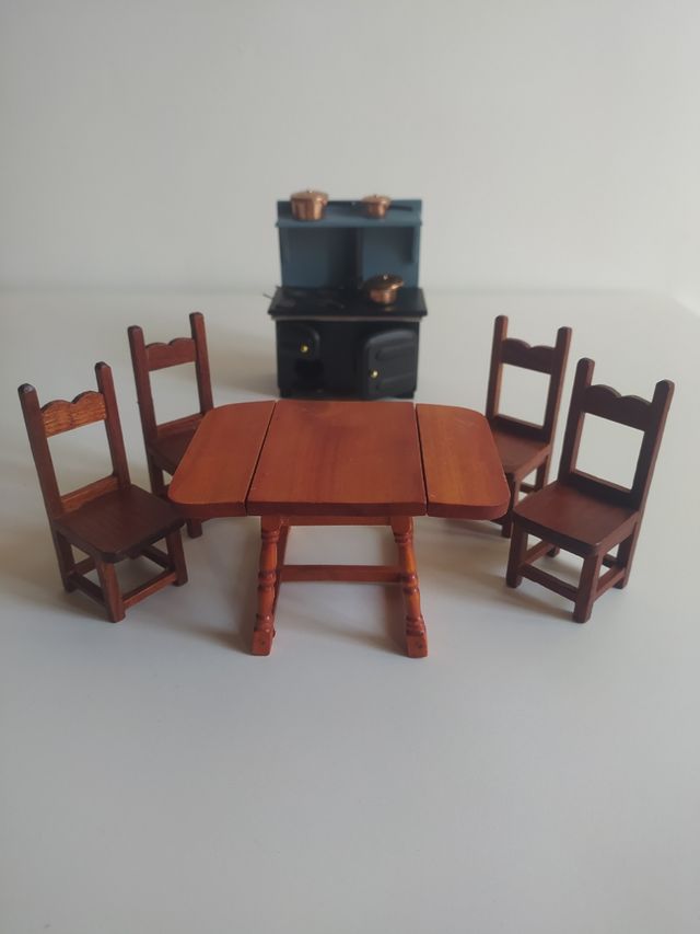 Muebles casita de juguete