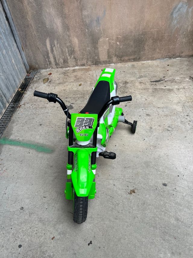 moto eléctrica para niños