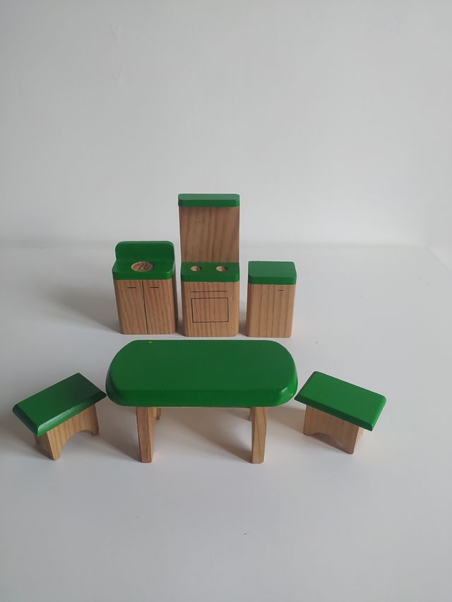 Muebles de casita de juguete