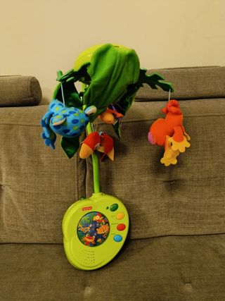 Móvil musical de cuna