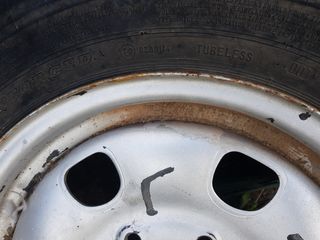 Neumatico con llanta 205 R16