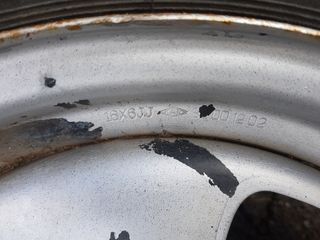 Neumatico con llanta 205 R16