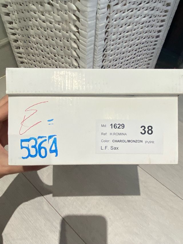 Zapato tacon invierno charol marron