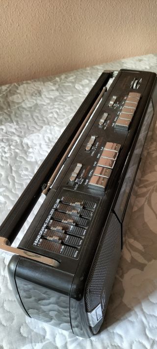 Radio-casete International