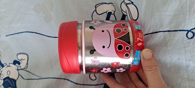 Mochila skip-hop y termo