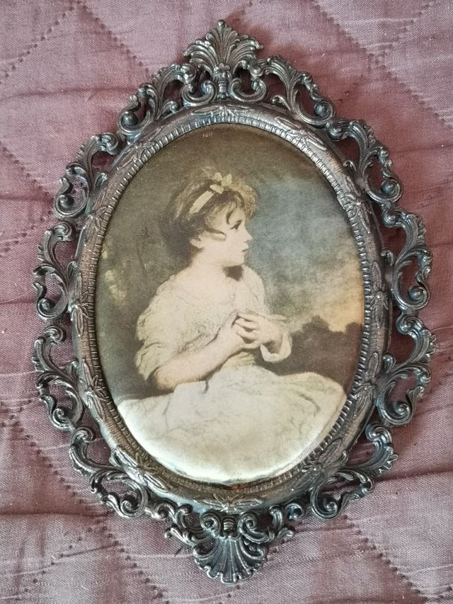 2 Marcos con fotografías de tela antiguos