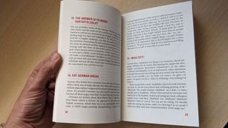 Libro alemán/inglés "Wie man Deutscher wird"