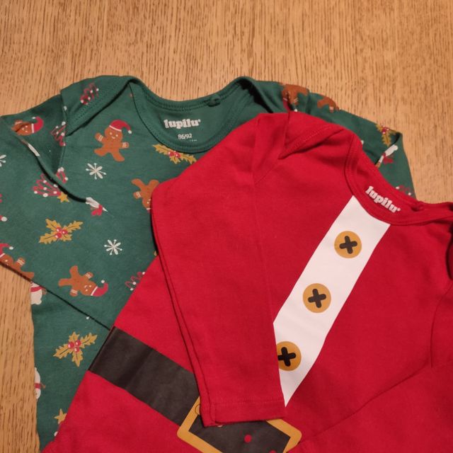 2 Bodys navideños 86/92.