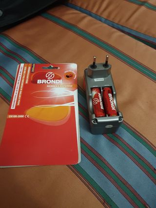 Caricabatterie aa aaa brondi