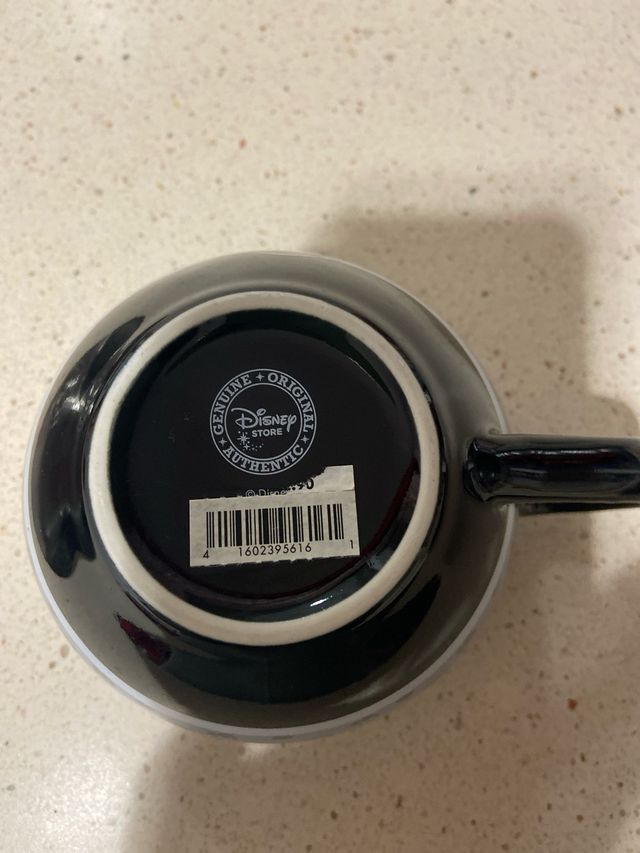 Taza Disney nueva, sin usar