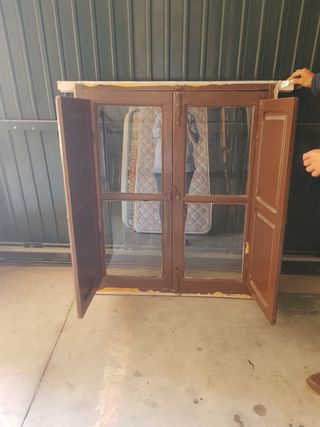 Vendo ventana de madera