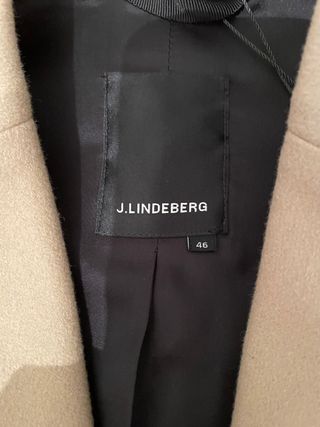 Abrigo de lana Beig J. Linderberg