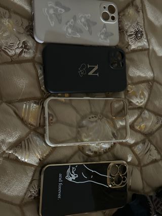 Fundas iPhone 13 y una de iPhone 13 Pro Max 