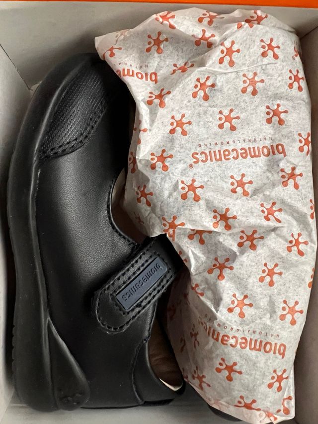 Zapatos Biomecanic Nuevos N23