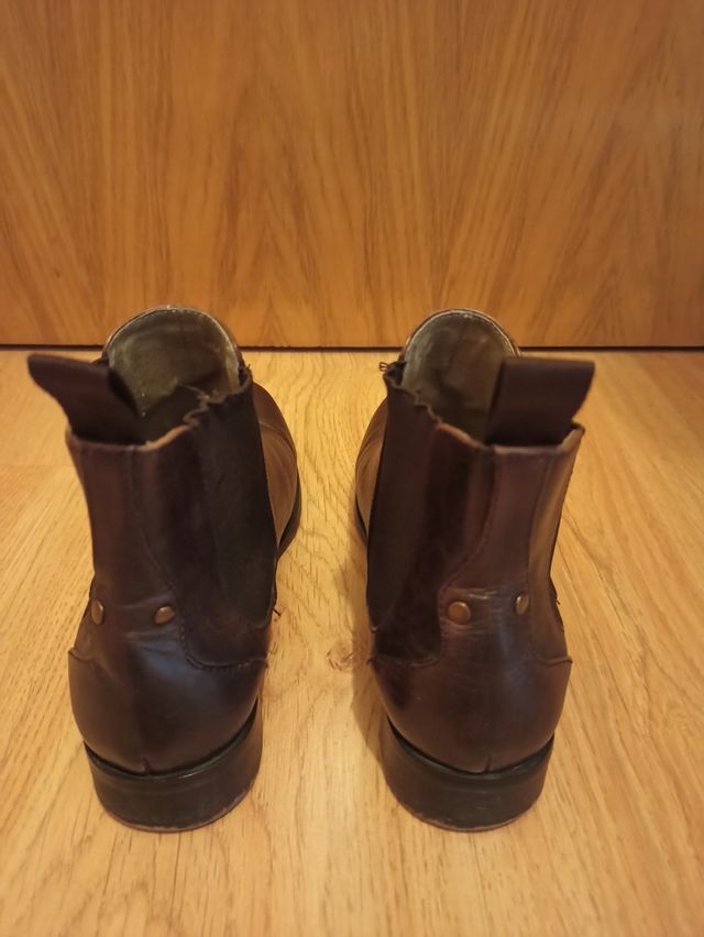 Botines piel marrón 37