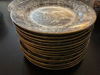 Vajilla cartuja Sevilla en negro y borde oro