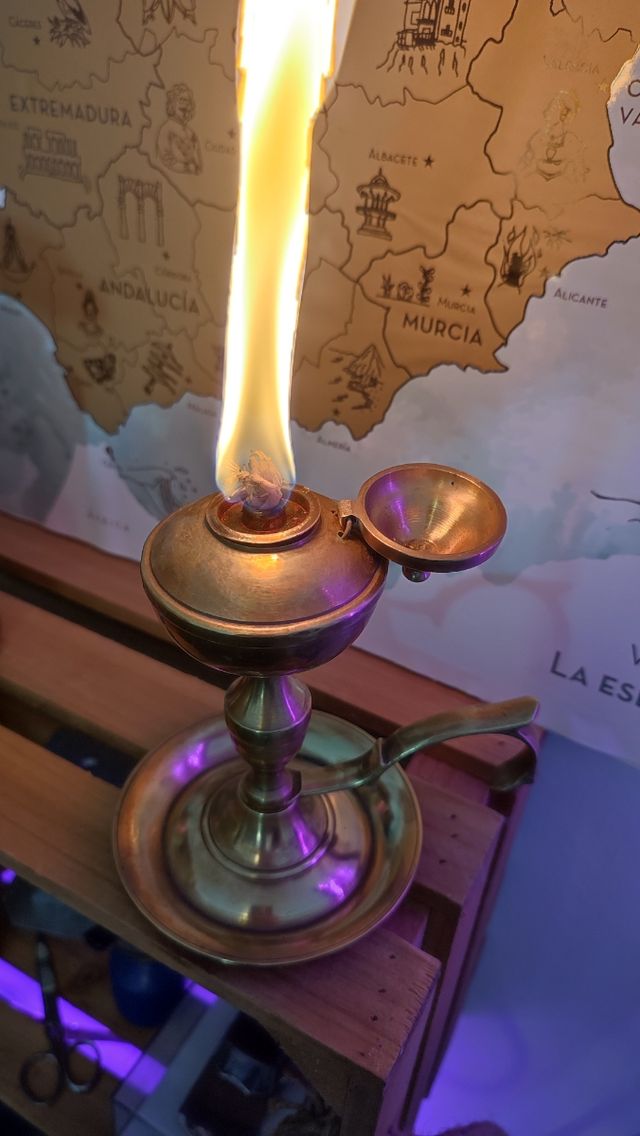 Palmatoria de bronce