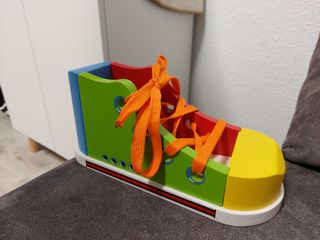 Zapatilla con cordones aprendizaje