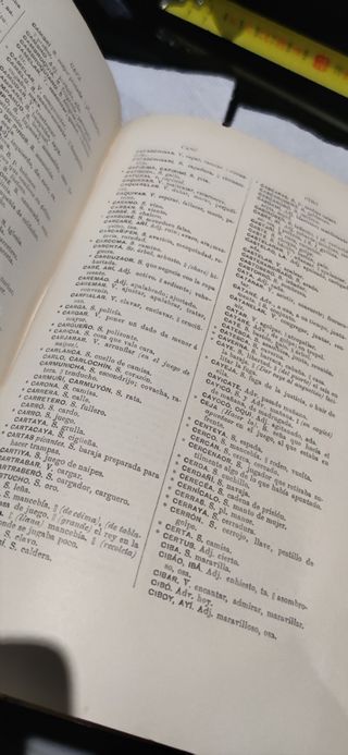 Libro antiguo historia de los gitanos