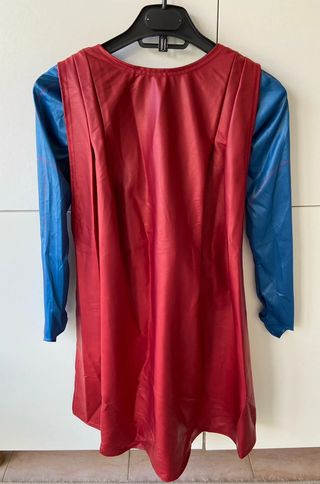 Fato / Disfarce Super Woman novo 5-7 anos